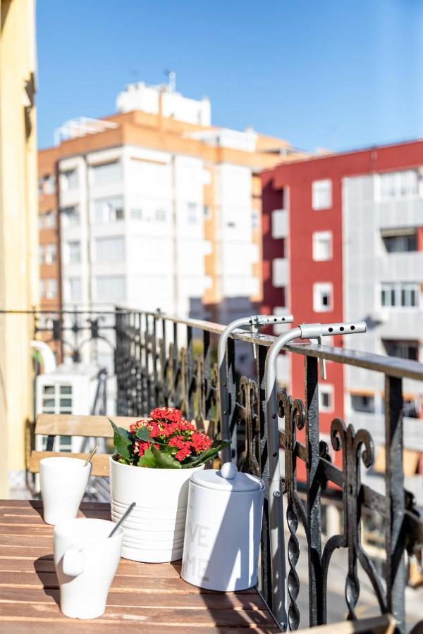 Travel Habitat Ruzafa Apartment บาเลนเซีย ภายนอก รูปภาพ